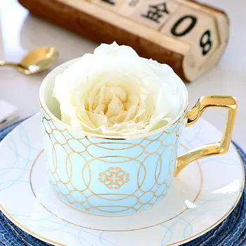 Europos stiliaus kavos puodelis ir lėkštelė nustatyti kaulų Kinija taurės anglų raudonos arbatos puodelio keramikos popietę arbatos puodelio kūrybos pora taurė